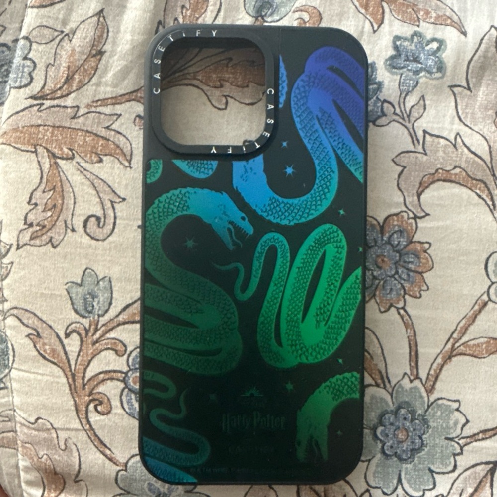 Casetify Gradient Snake Harry Potter Slytherin Case - Green/Blue/Purple